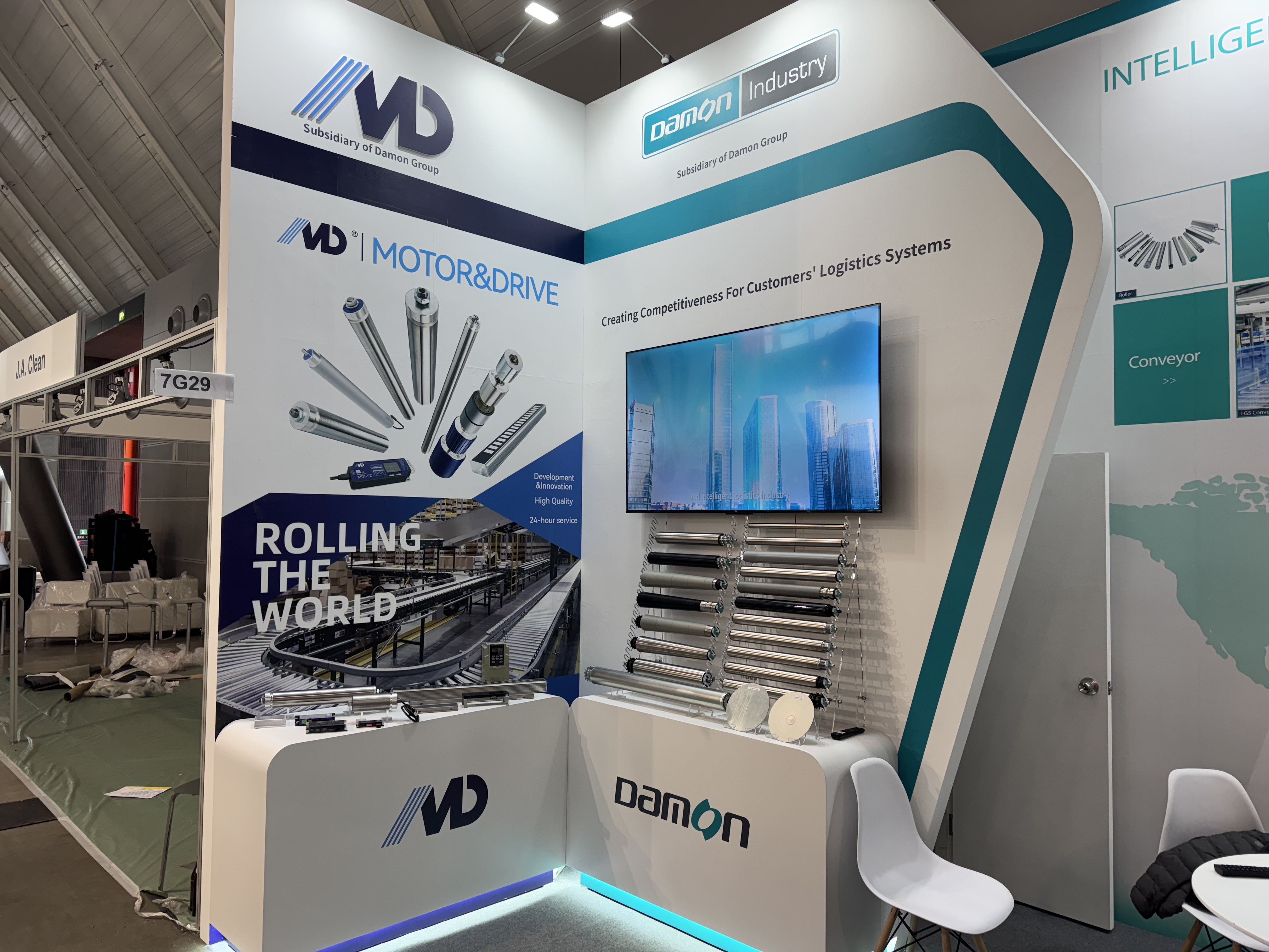 M&D brilla en la Exposición Internacional de Logística, y los productos innovadores llaman la atención